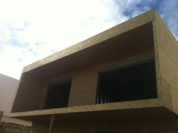 Moradia T4 em aço leve